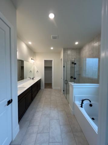 806 Valley Ridge Road Van Alstyne TX 75495