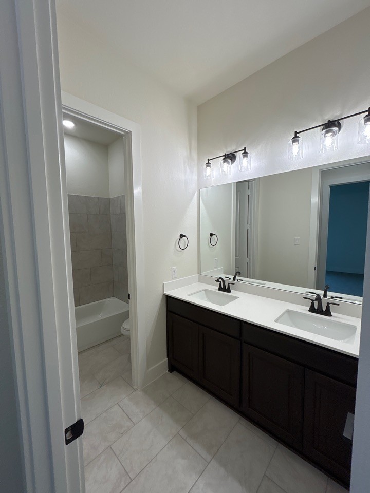 806 Valley Ridge Road Van Alstyne TX 75495