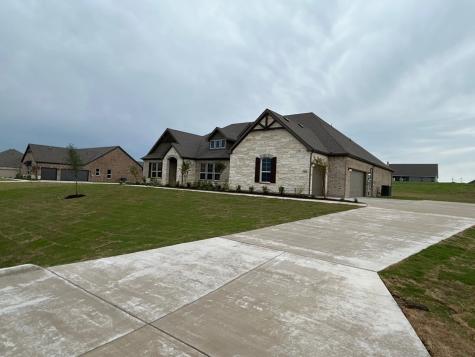 806 Valley Ridge Road Van Alstyne TX 75495