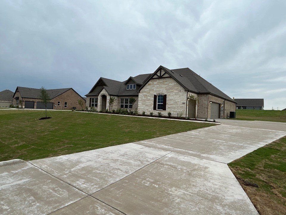 806 Valley Ridge Road Van Alstyne TX 75495