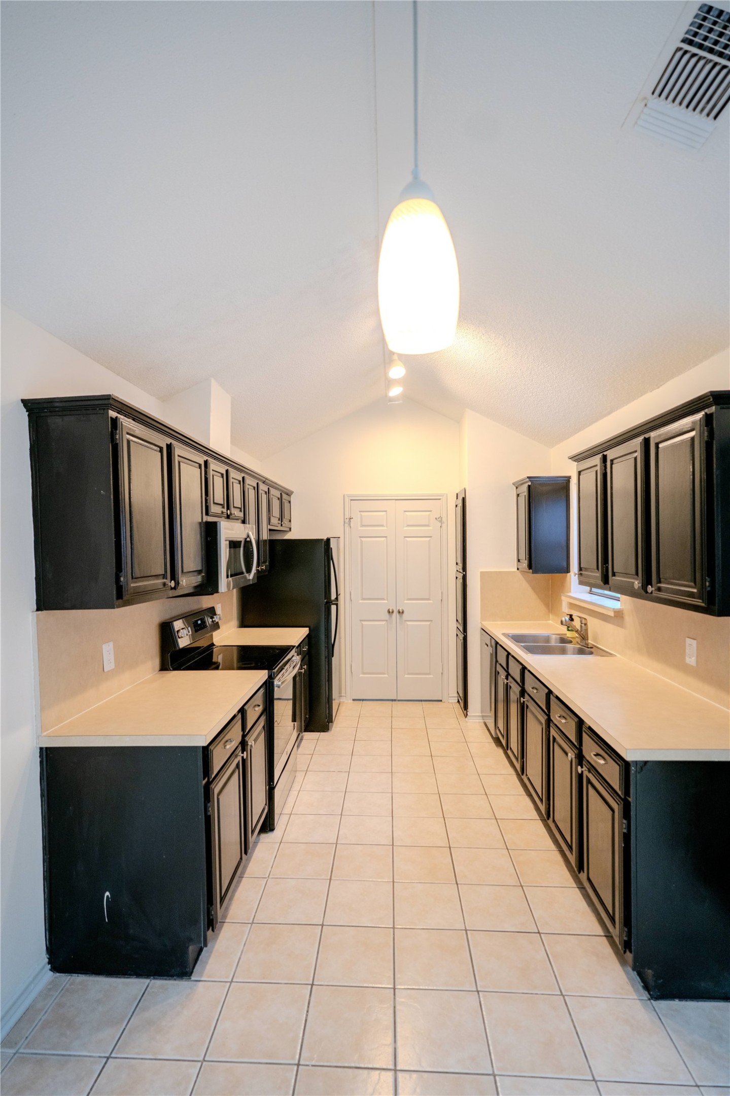 4048 La Costa Court Irving TX 75038