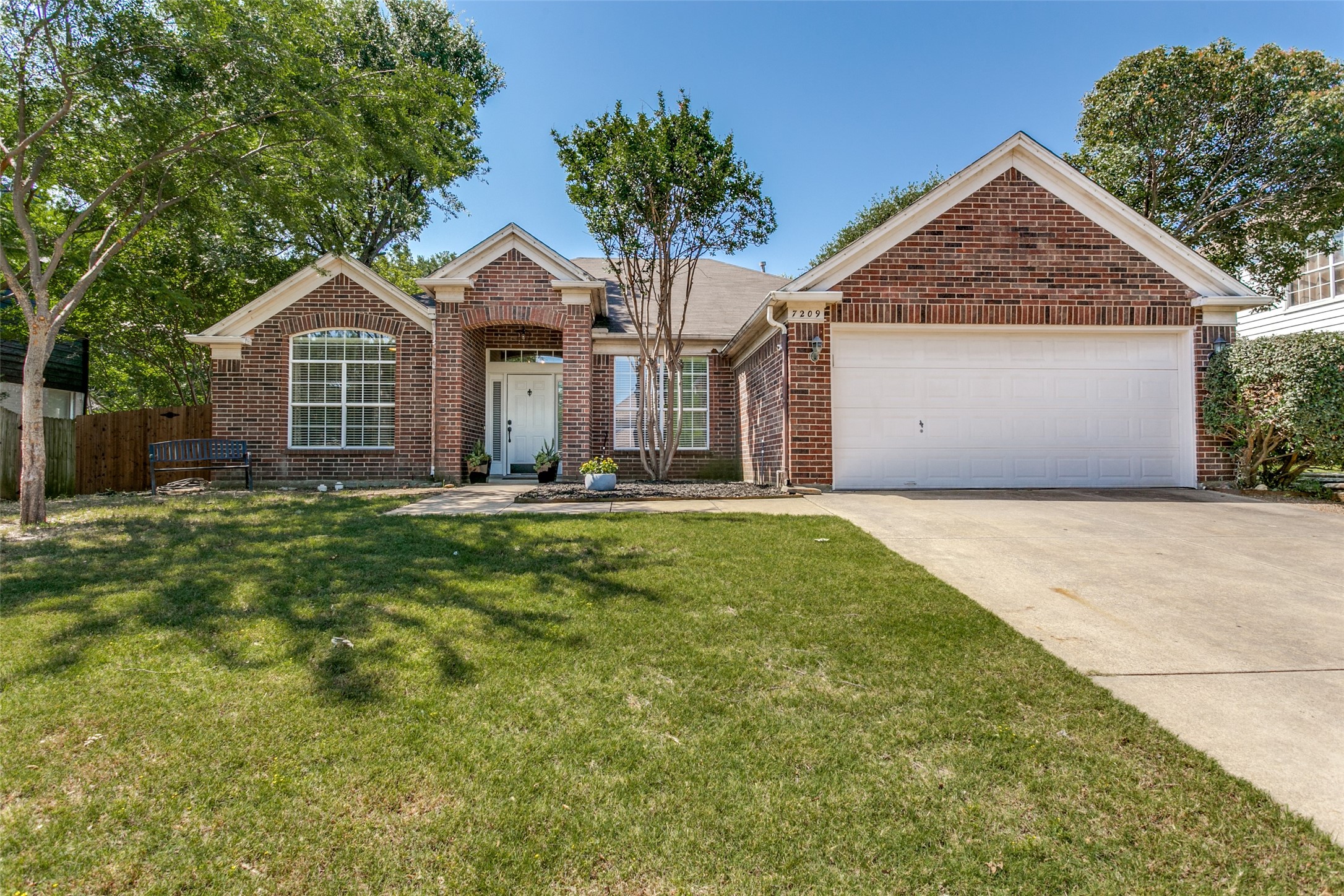 7209 Coventry Circle North Richland Hills TX 76182