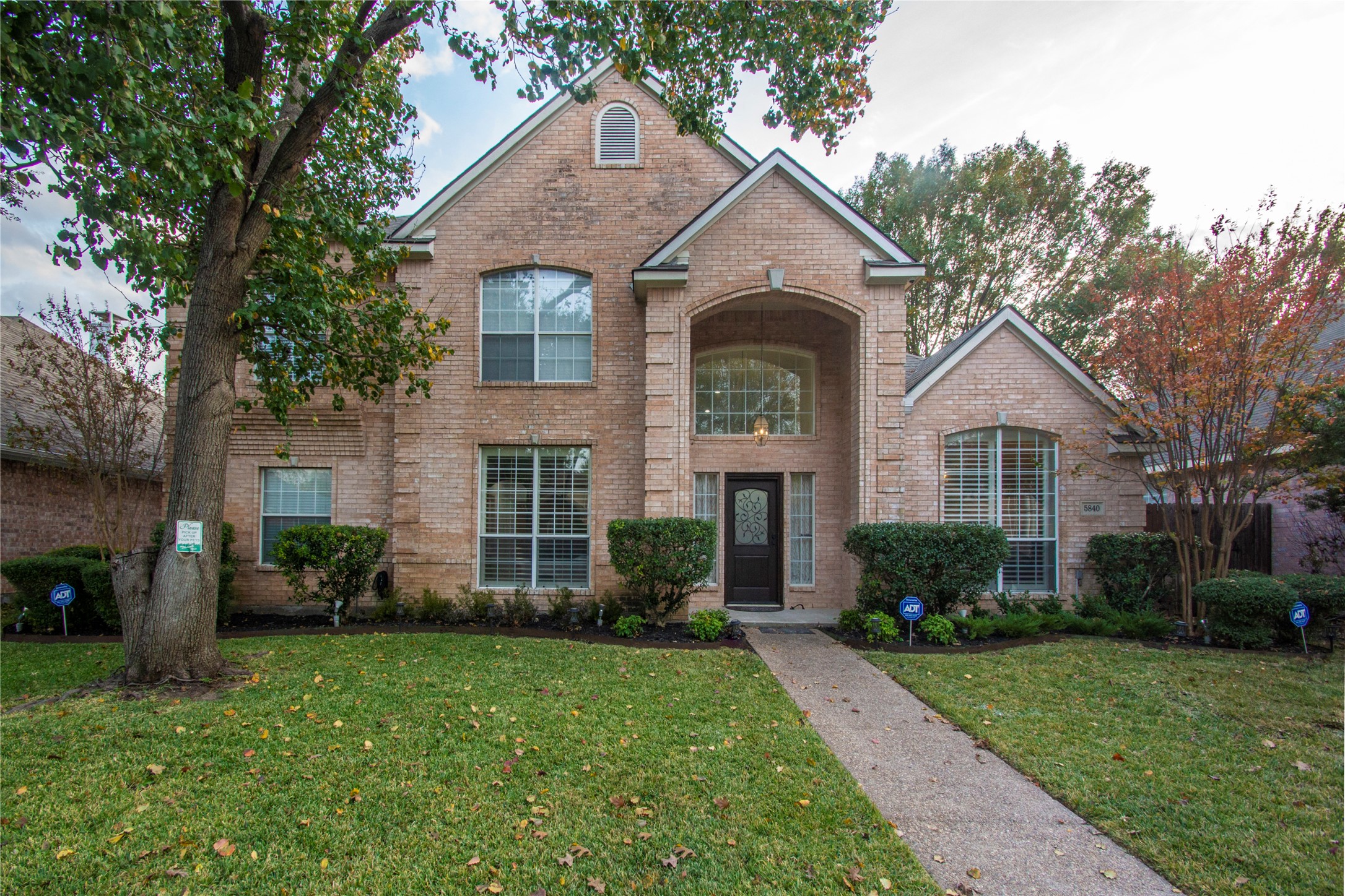 5840 Willow Wood Lane Dallas TX 75252