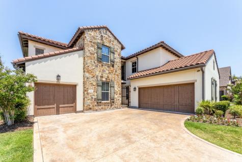 2805 Fountain Drive Irving TX 75063