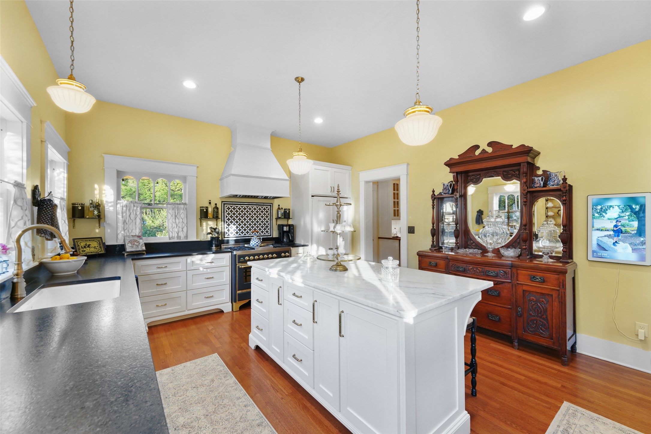 406 Griffith Avenue Terrell TX 75160