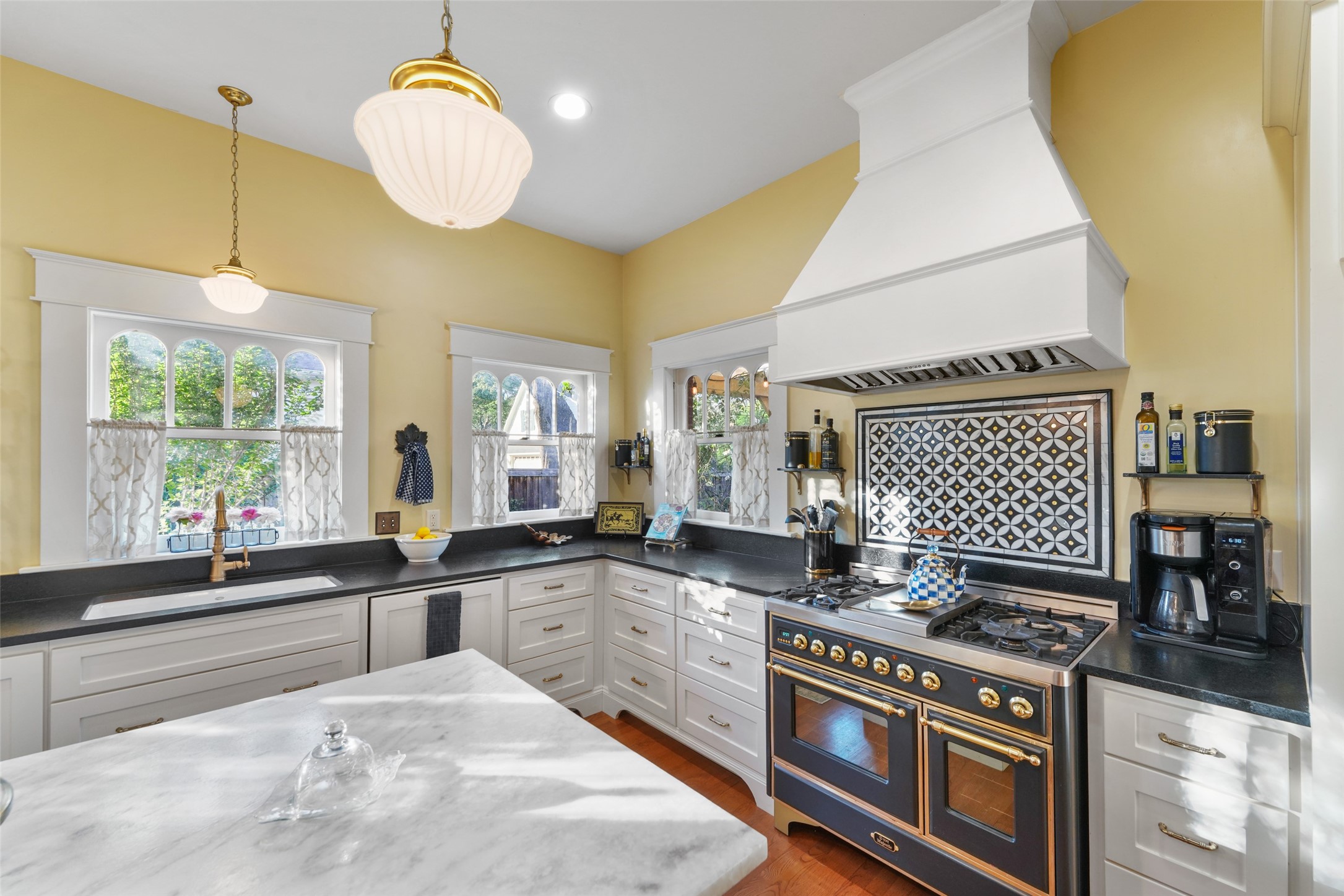 406 Griffith Avenue Terrell TX 75160