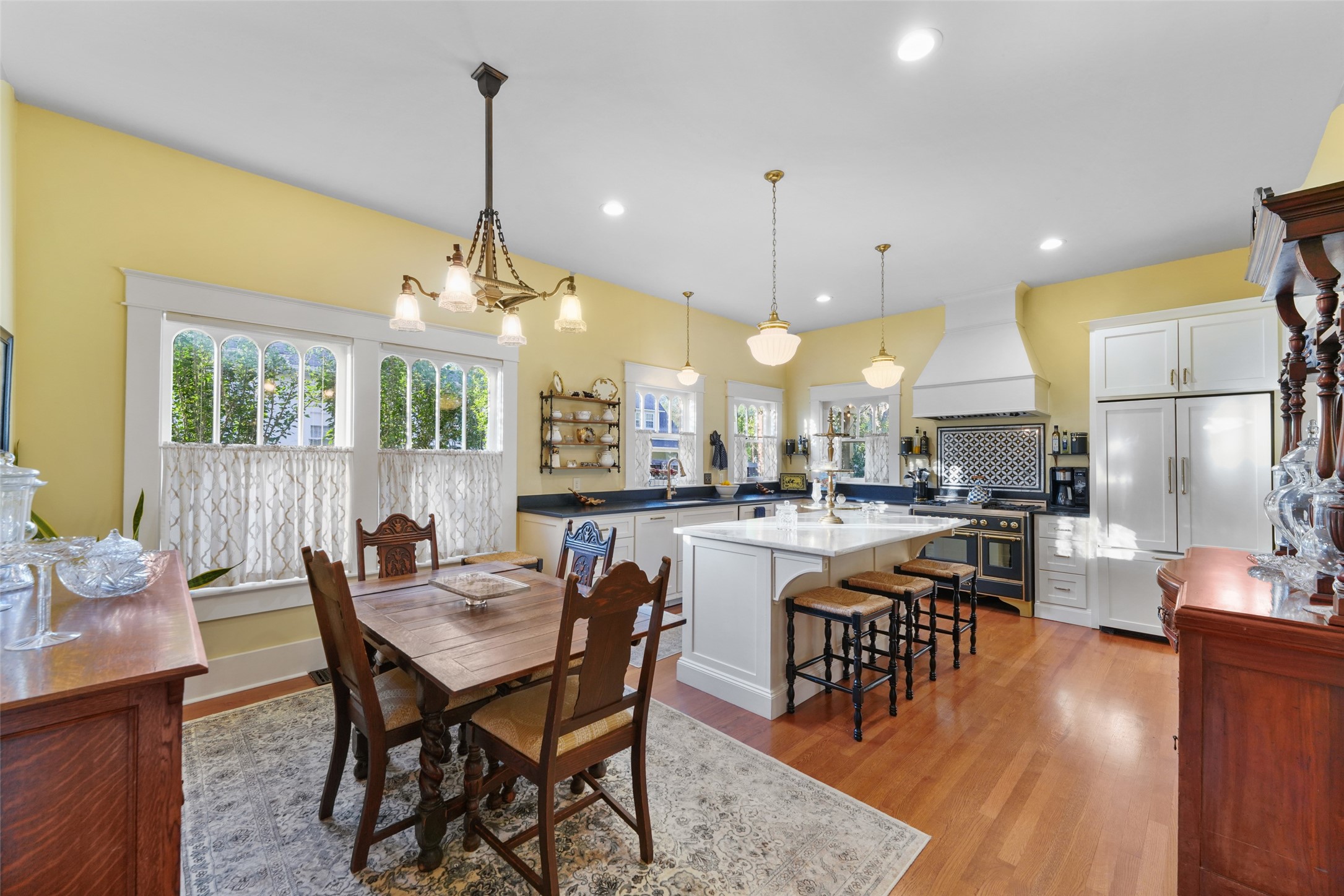 406 Griffith Avenue Terrell TX 75160