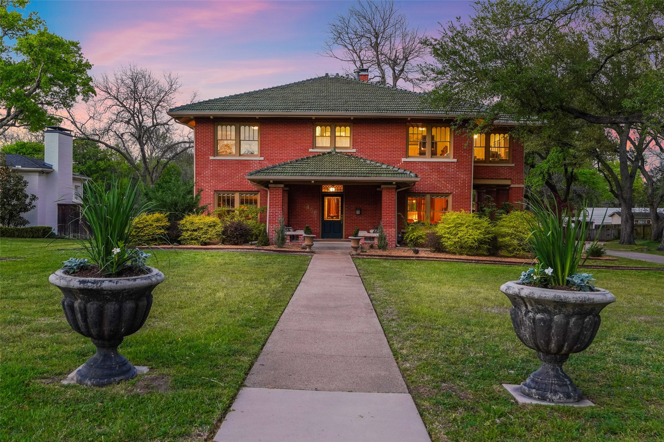 406 Griffith Avenue Terrell TX 75160