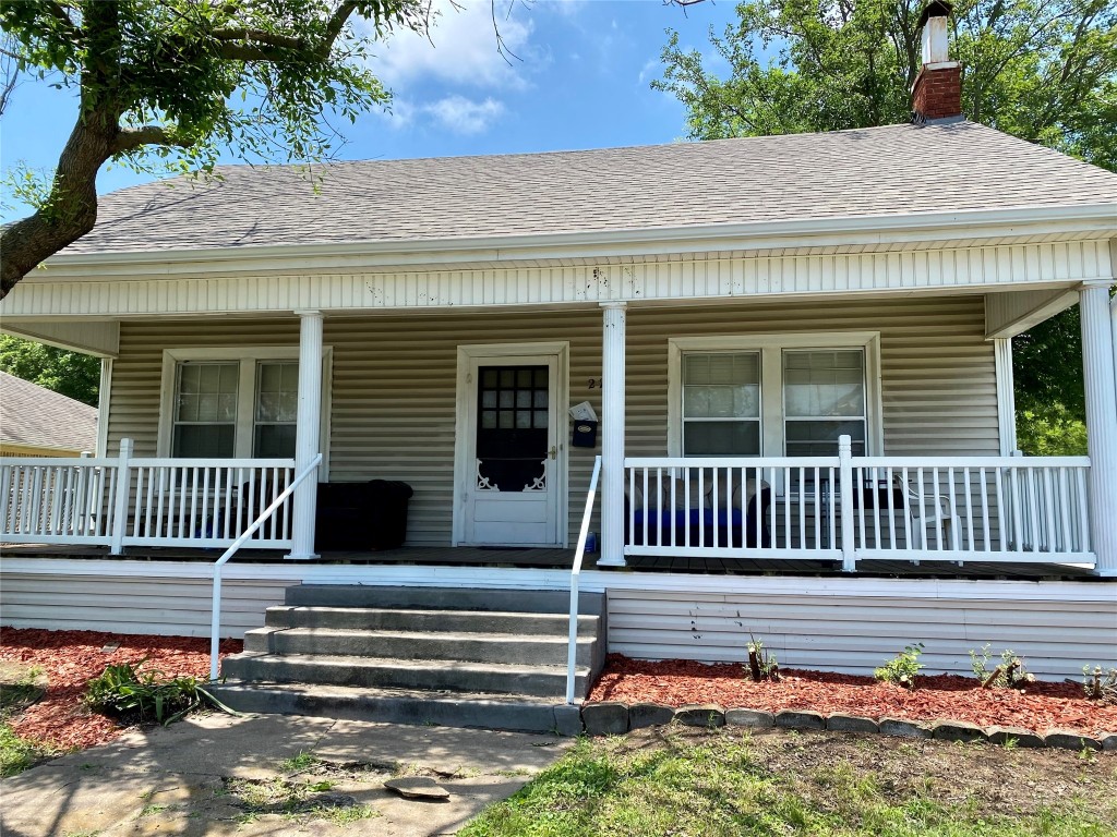 220 N Grand Avenue Sherman TX 75090