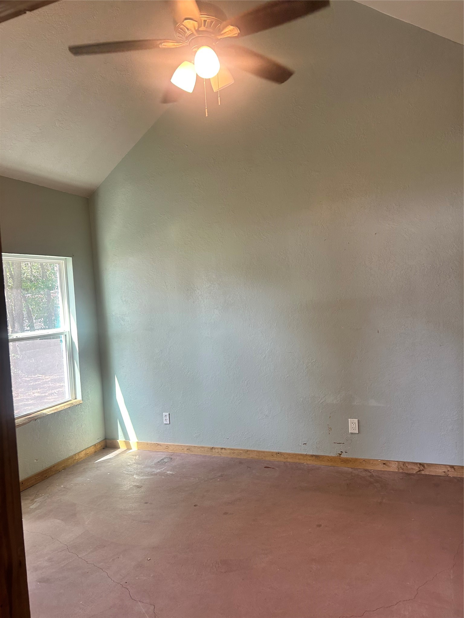 1013 Clay Street Nocona TX 76255