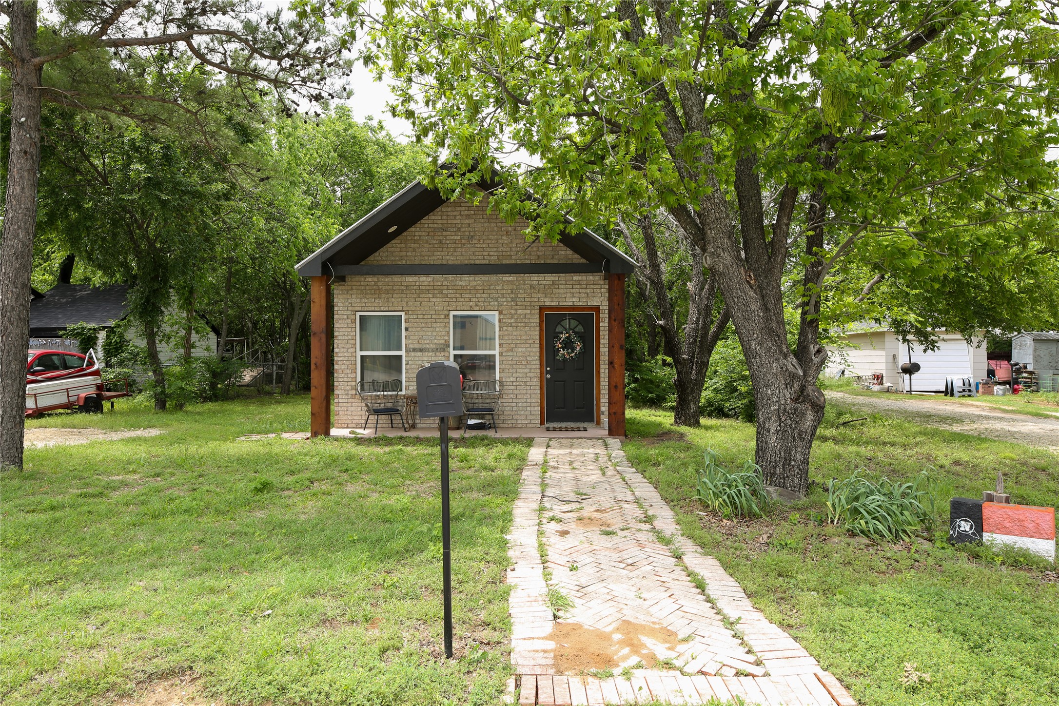 1013 Clay Street Nocona TX 76255