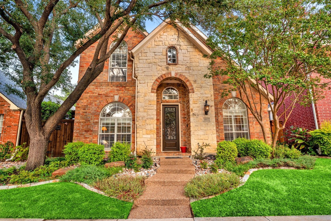 18112 Meandering Way Dallas TX 75252