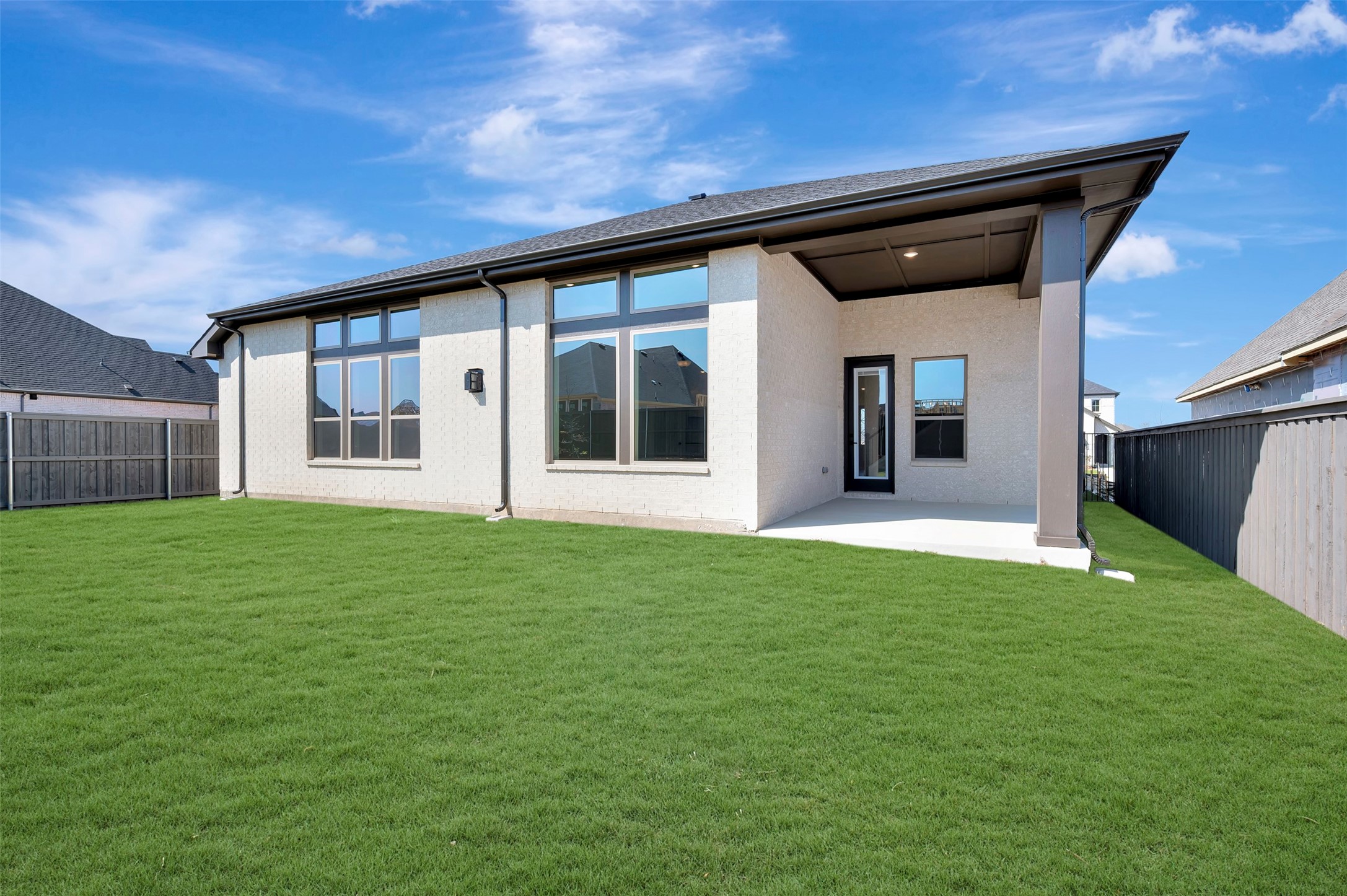 3575 Redbud Fower Trail Grand Prairie TX 76084