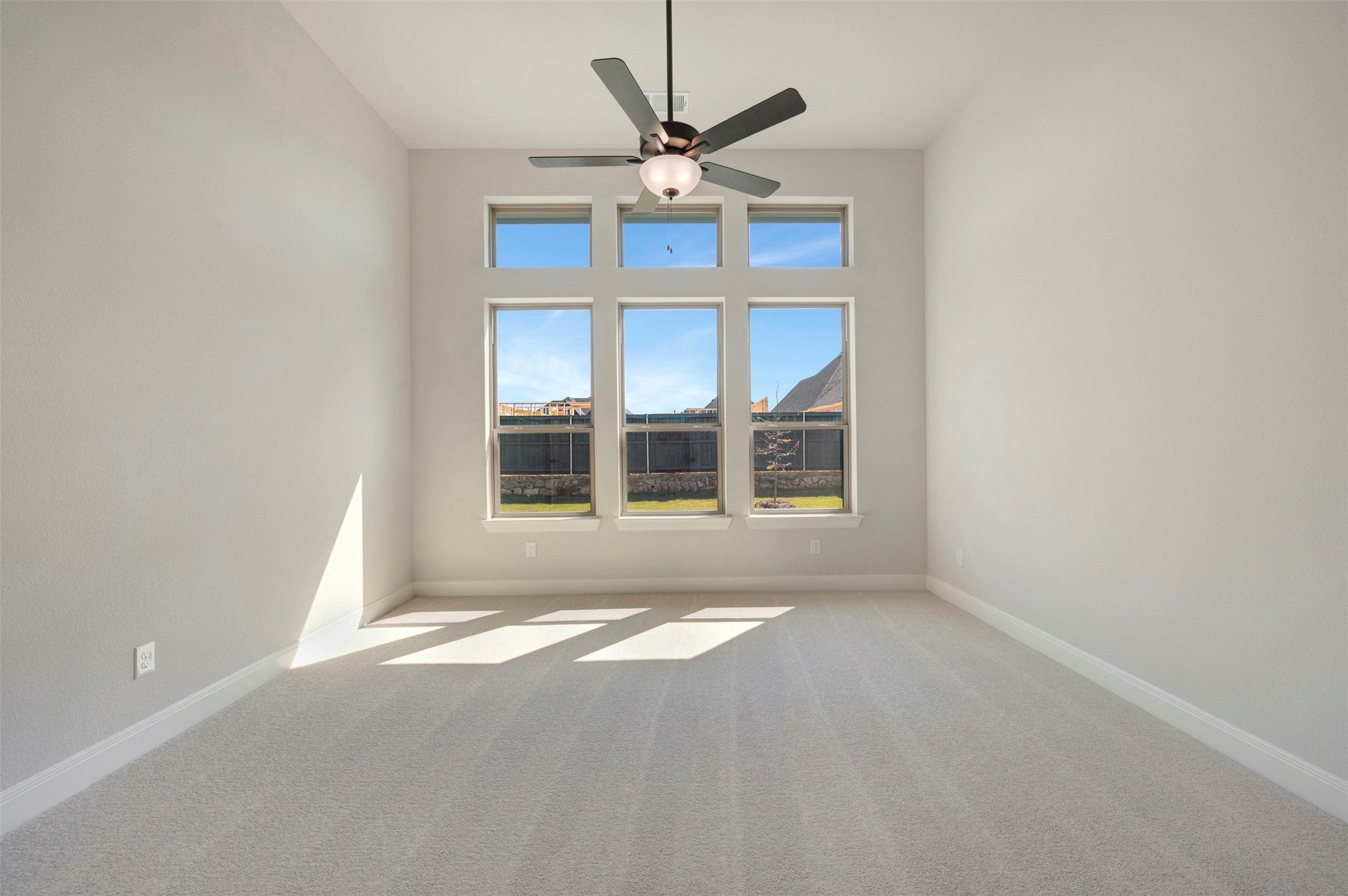 3575 Redbud Fower Trail Grand Prairie TX 76084