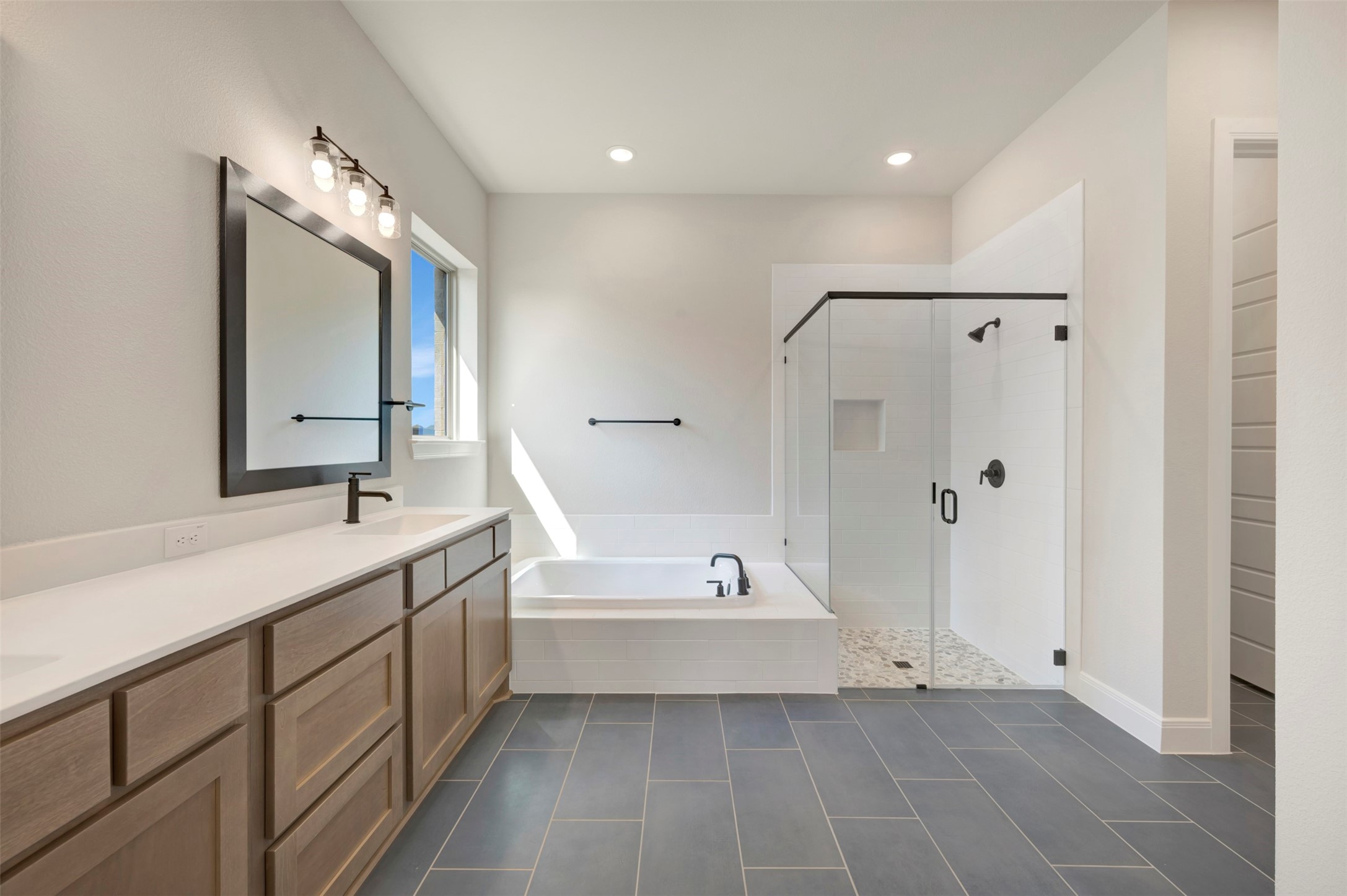 3575 Redbud Fower Trail Grand Prairie TX 76084