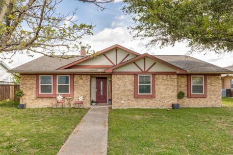 1911 Trailridge Drive Richardson TX 75081