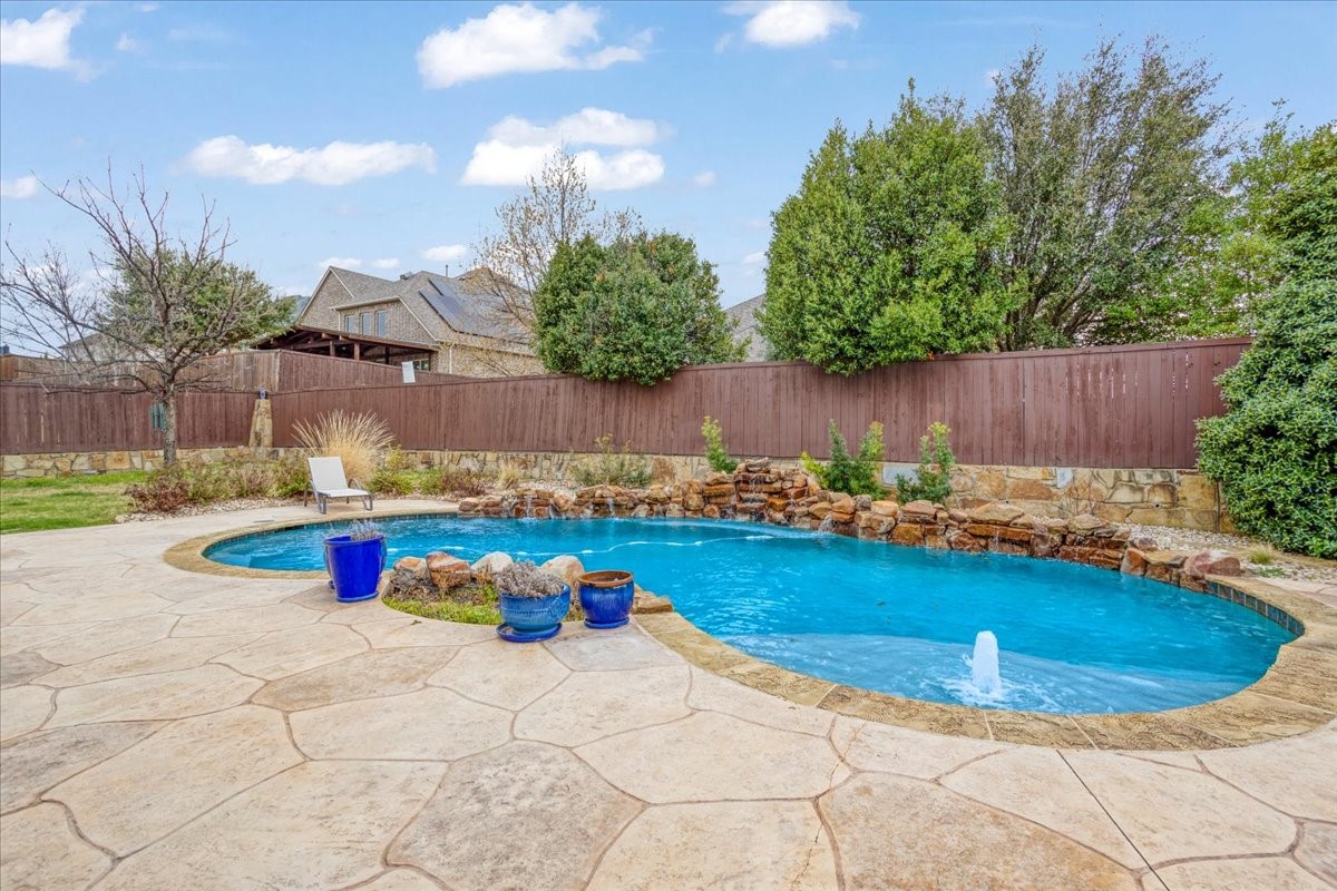660 N Lockton Lane Prosper TX 75078