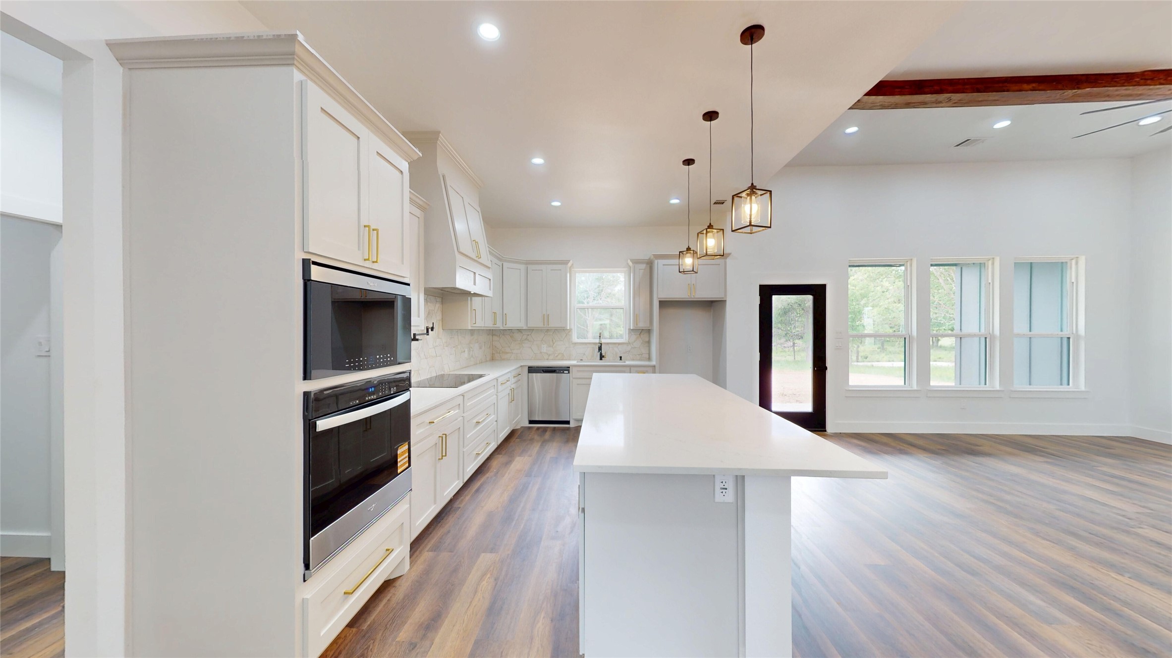 828 Quail Run Cleburne TX 76031