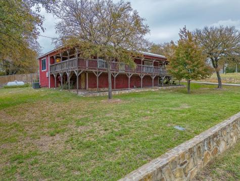 142 Lake Street Bridgeport TX 76426