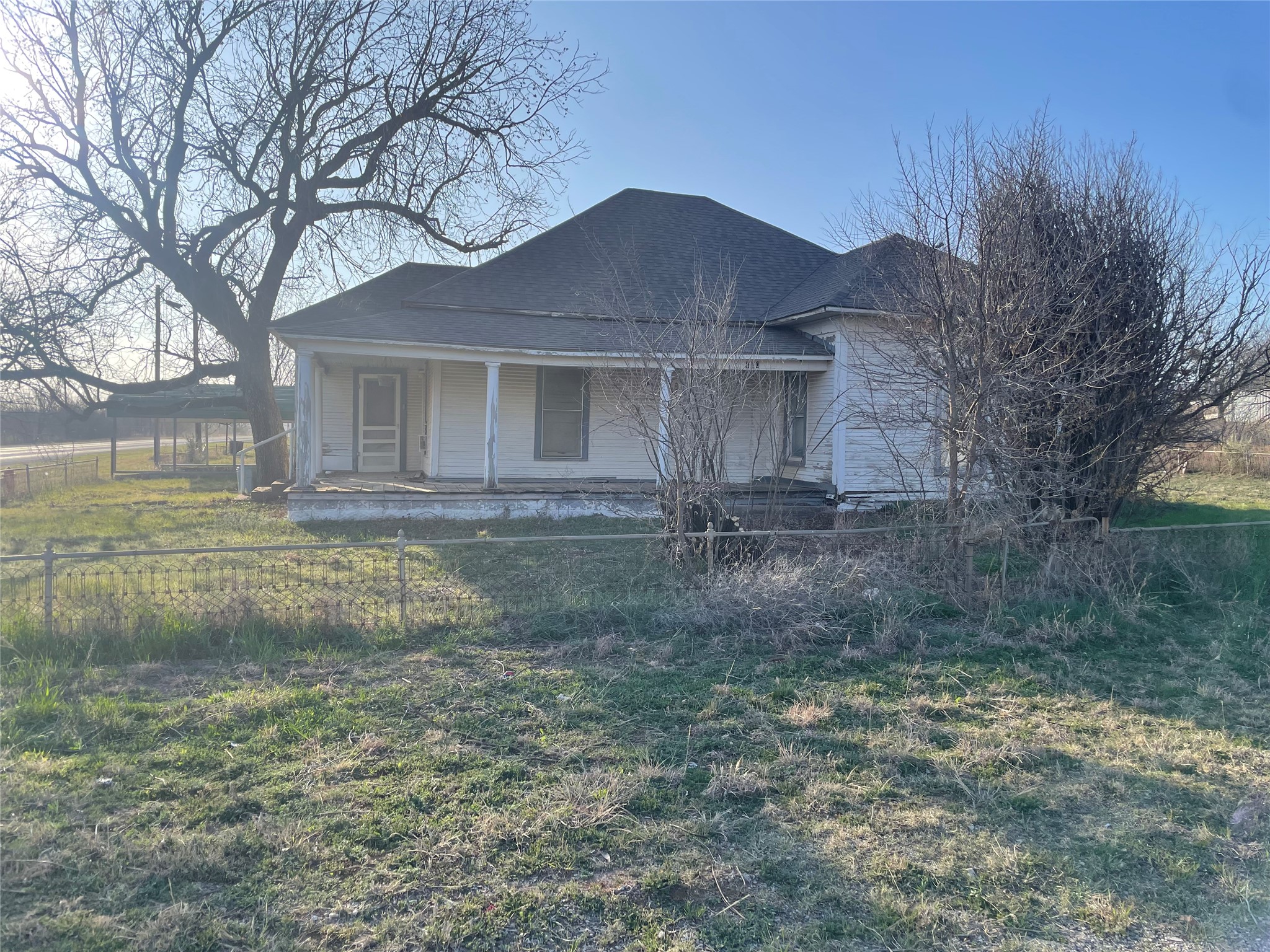 100 Cottle Street Moran TX 76464