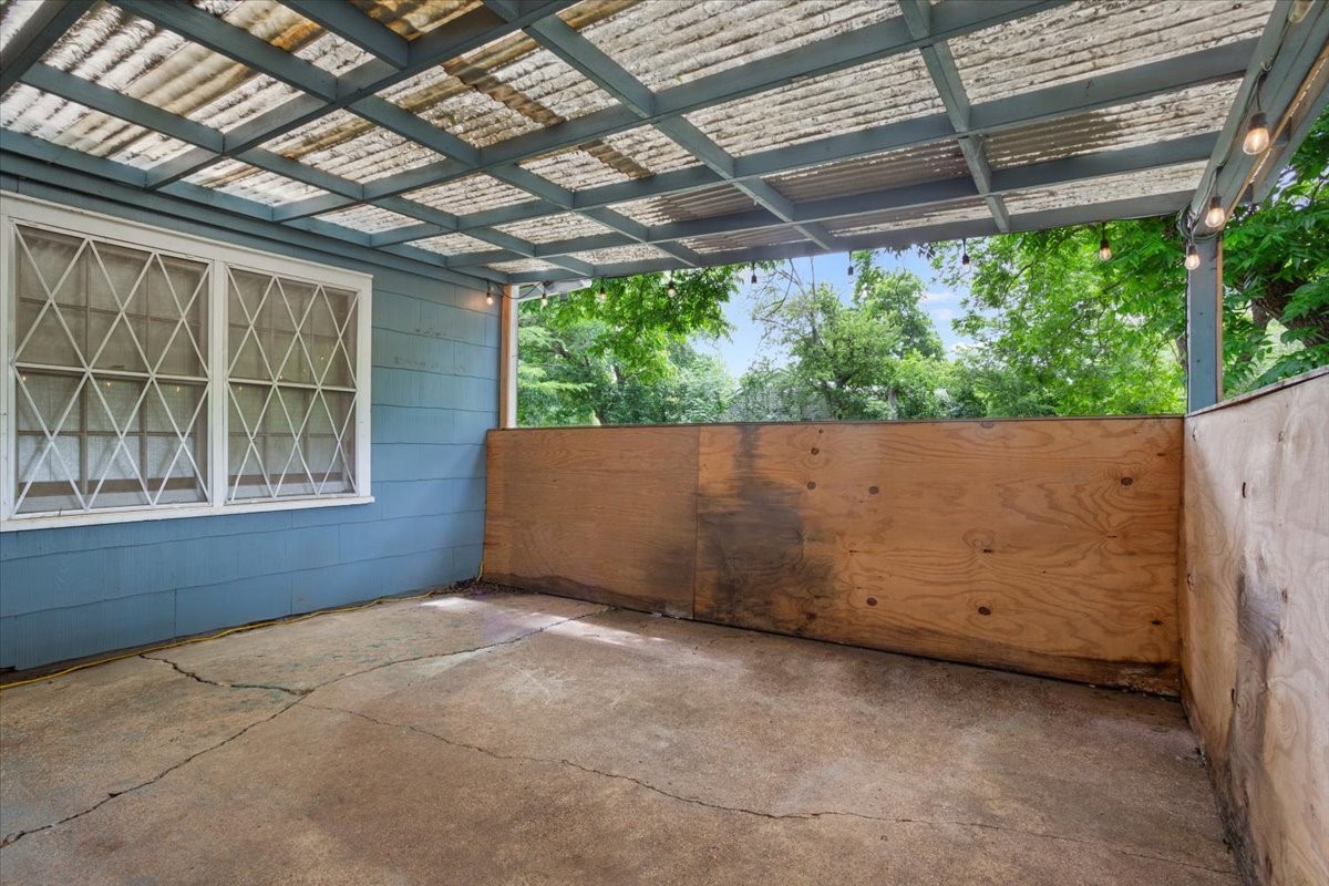 802 Avenue A Valley Mills TX 76689