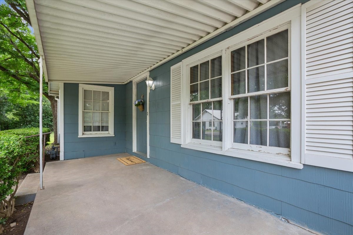 802 Avenue A Valley Mills TX 76689