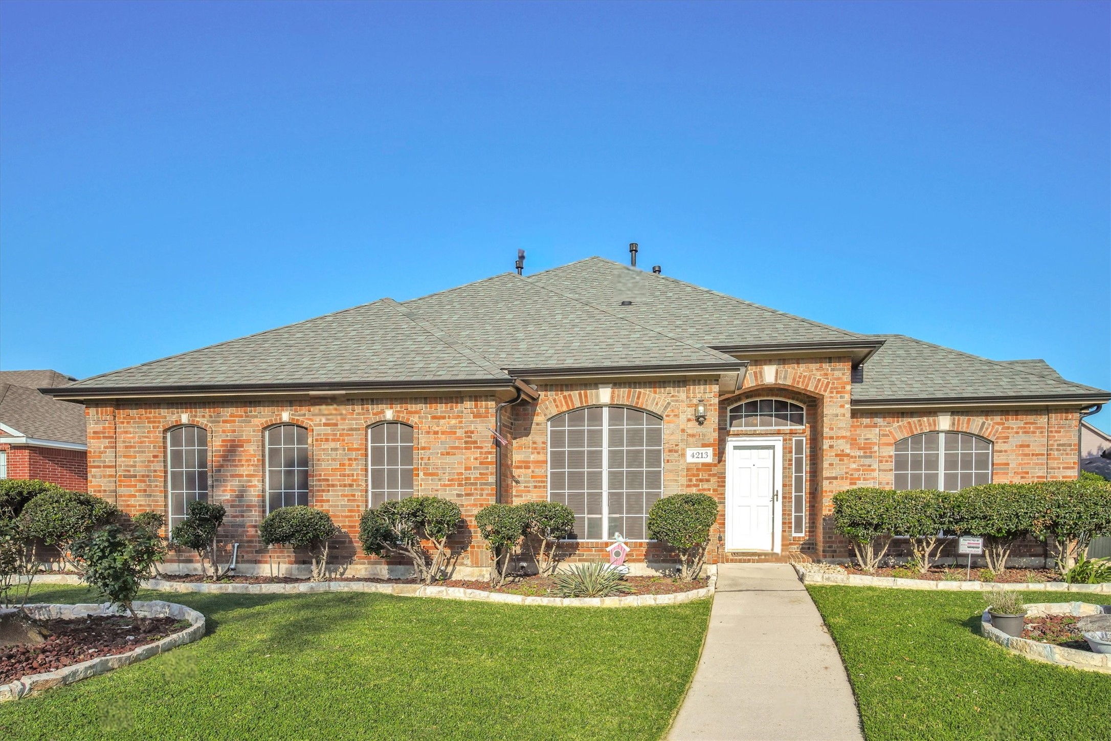 4213 Forestedge Drive Grand Prairie TX 75052
