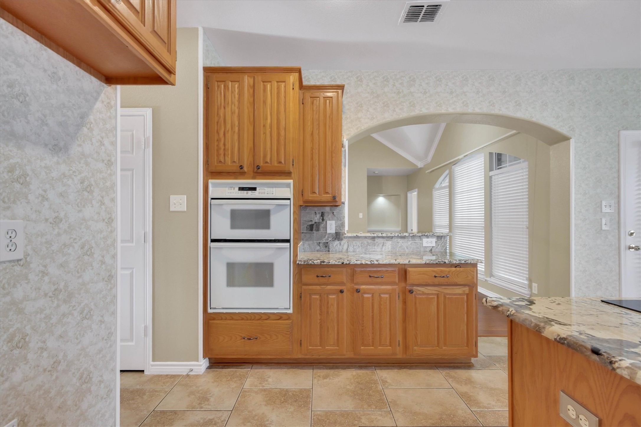 4213 Forestedge Drive Grand Prairie TX 75052