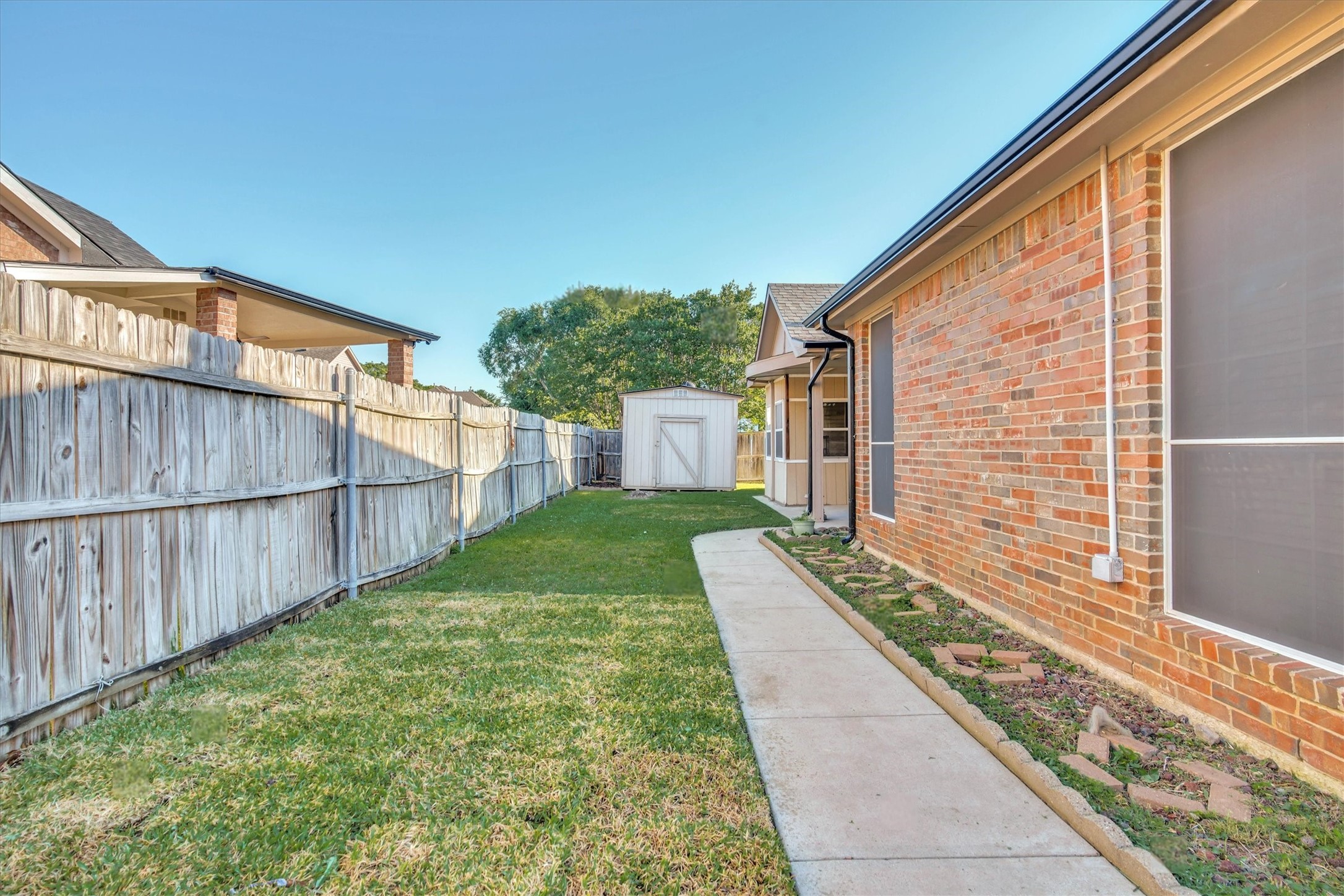 4213 Forestedge Drive Grand Prairie TX 75052
