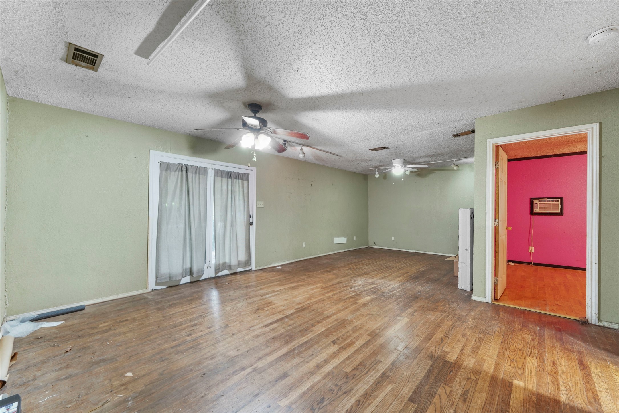 3016 Deep Well Road Balch Springs TX 75180