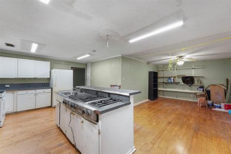 3016 Deep Well Road Balch Springs TX 75180