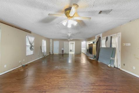 3016 Deep Well Road Balch Springs TX 75180