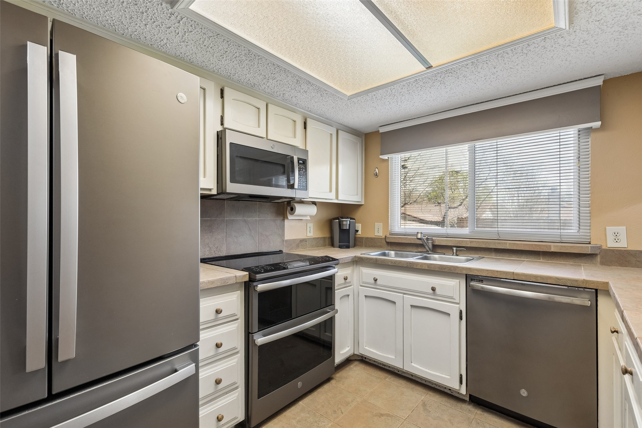 6604 Brookdale Drive Watauga TX 76148
