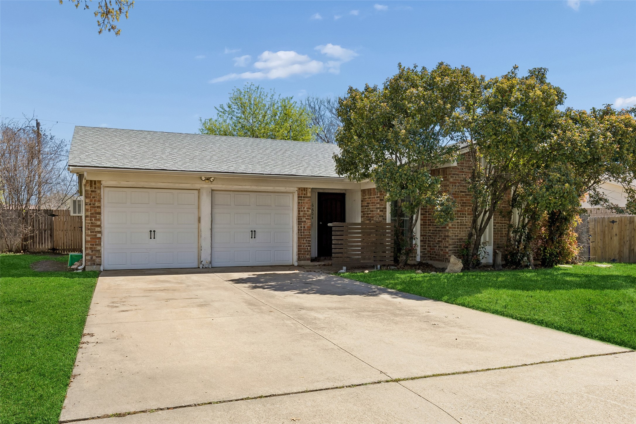 6604 Brookdale Drive Watauga TX 76148