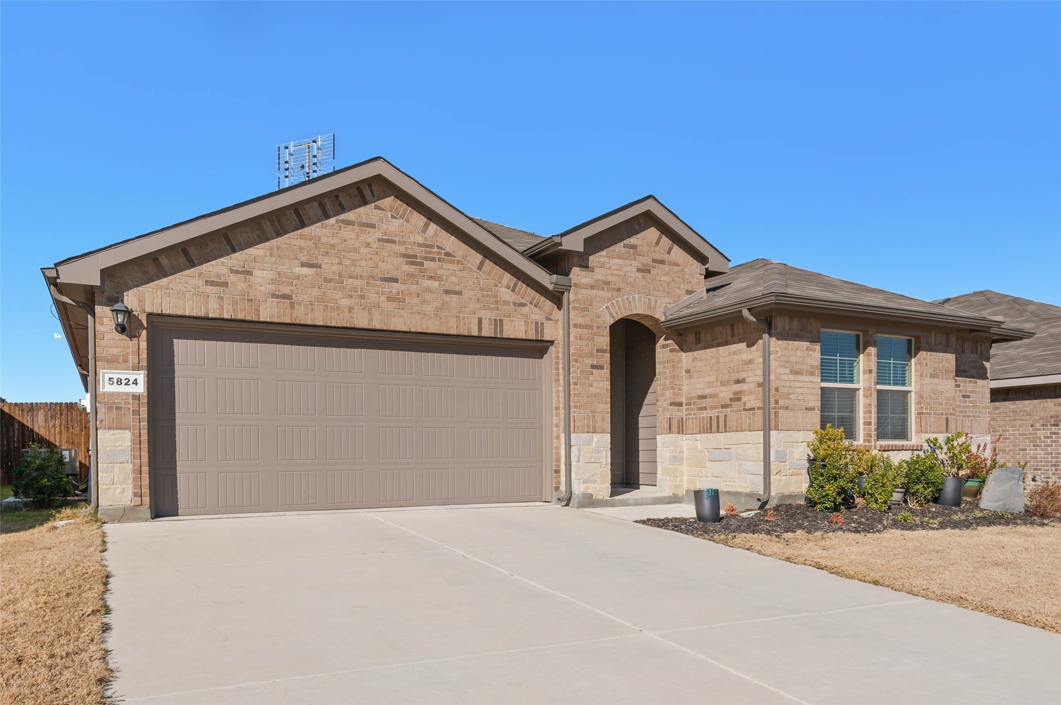 5824 Harvey Gap Lane Denton TX 76226