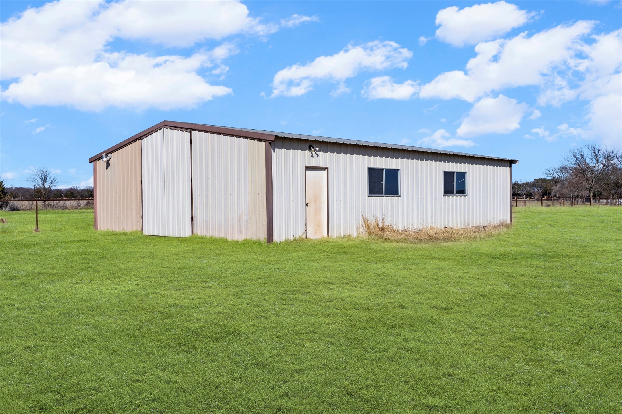 1043 Bells Chapel Road Pecan Hill TX 75165