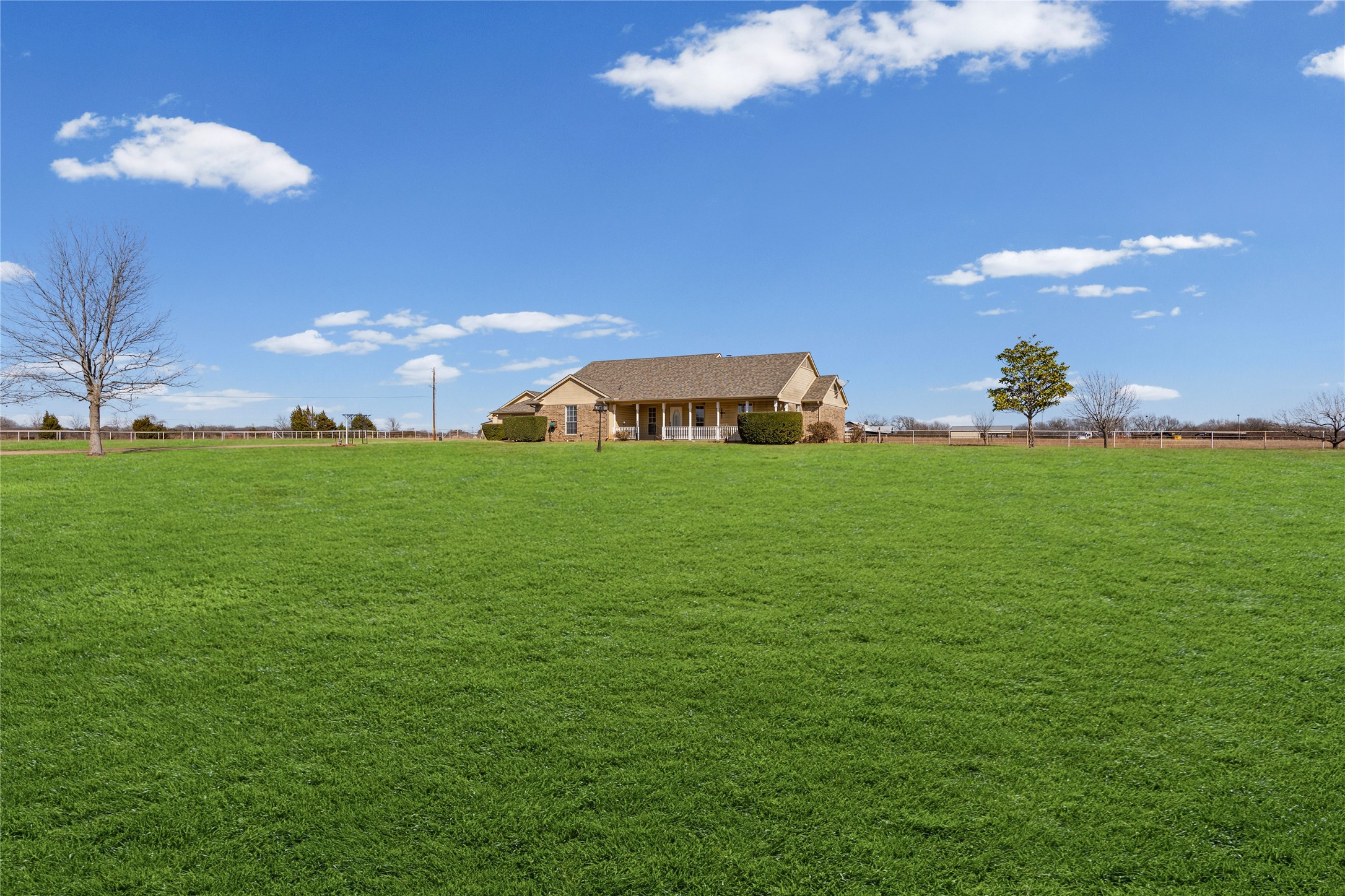 1043 Bells Chapel Road Pecan Hill TX 75165