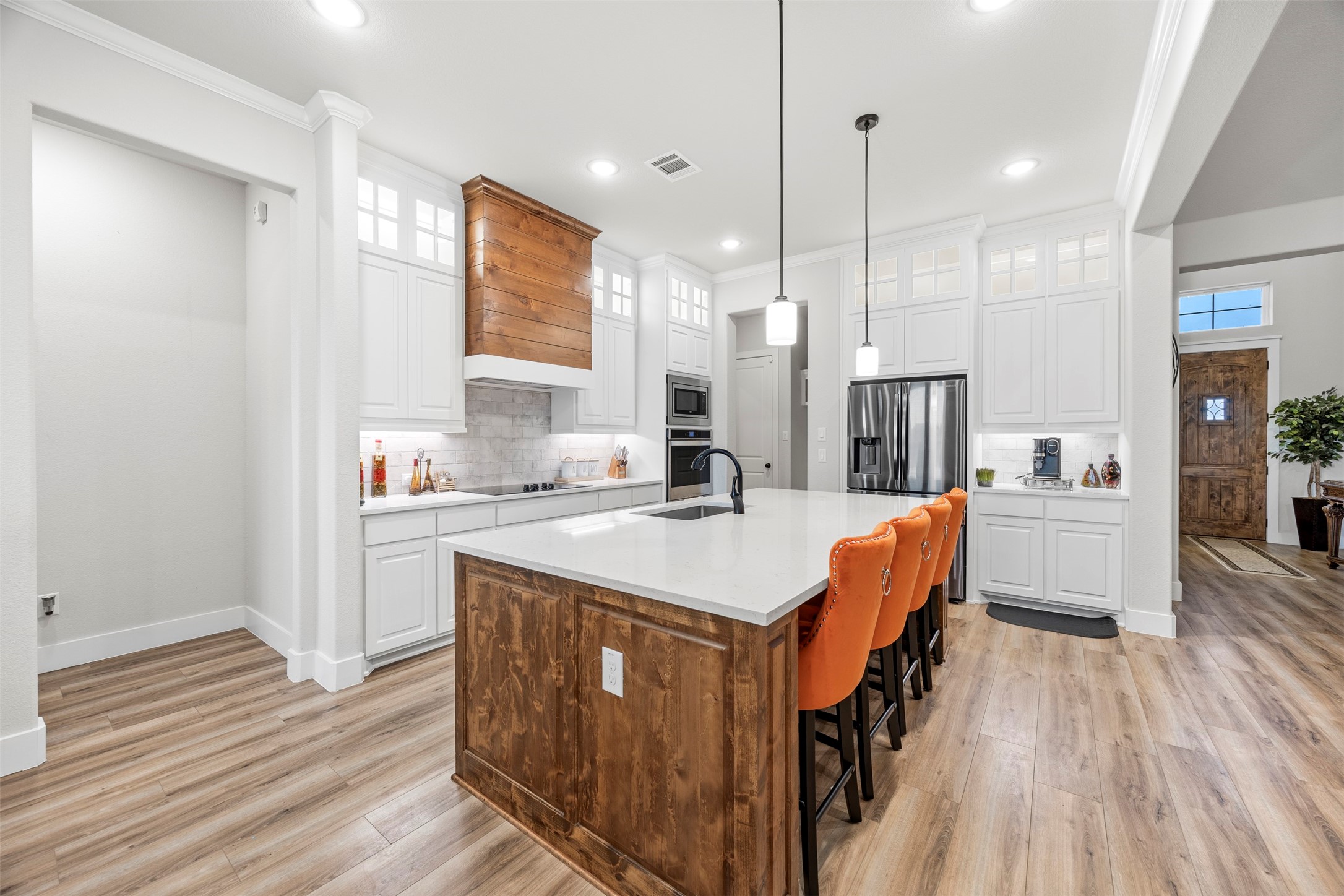 321 Rolling Meadows Drive Waxahachie TX 75165