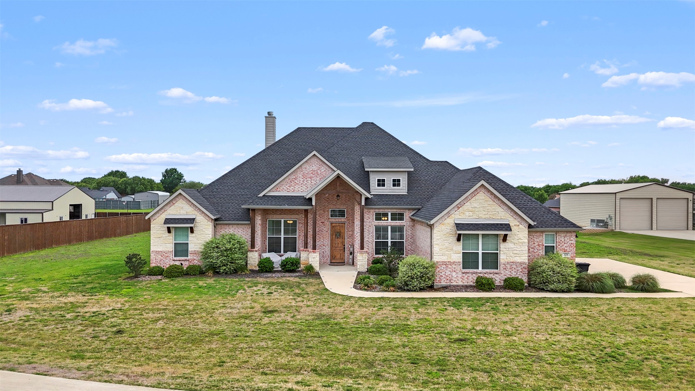321 Rolling Meadows Drive Waxahachie TX 75165