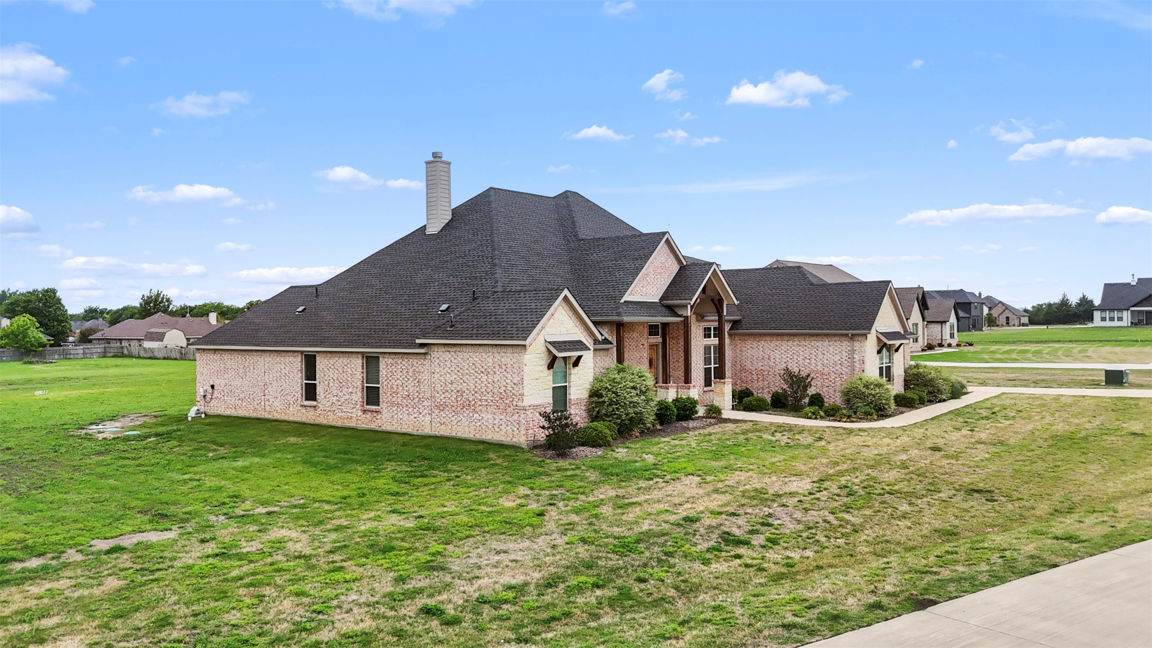 321 Rolling Meadows Drive Waxahachie TX 75165
