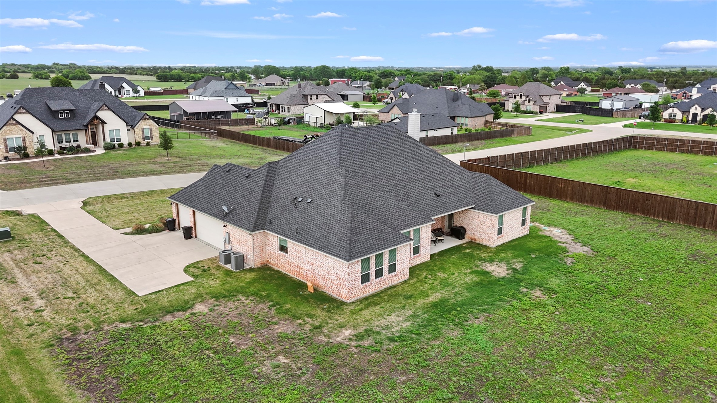 321 Rolling Meadows Drive Waxahachie TX 75165