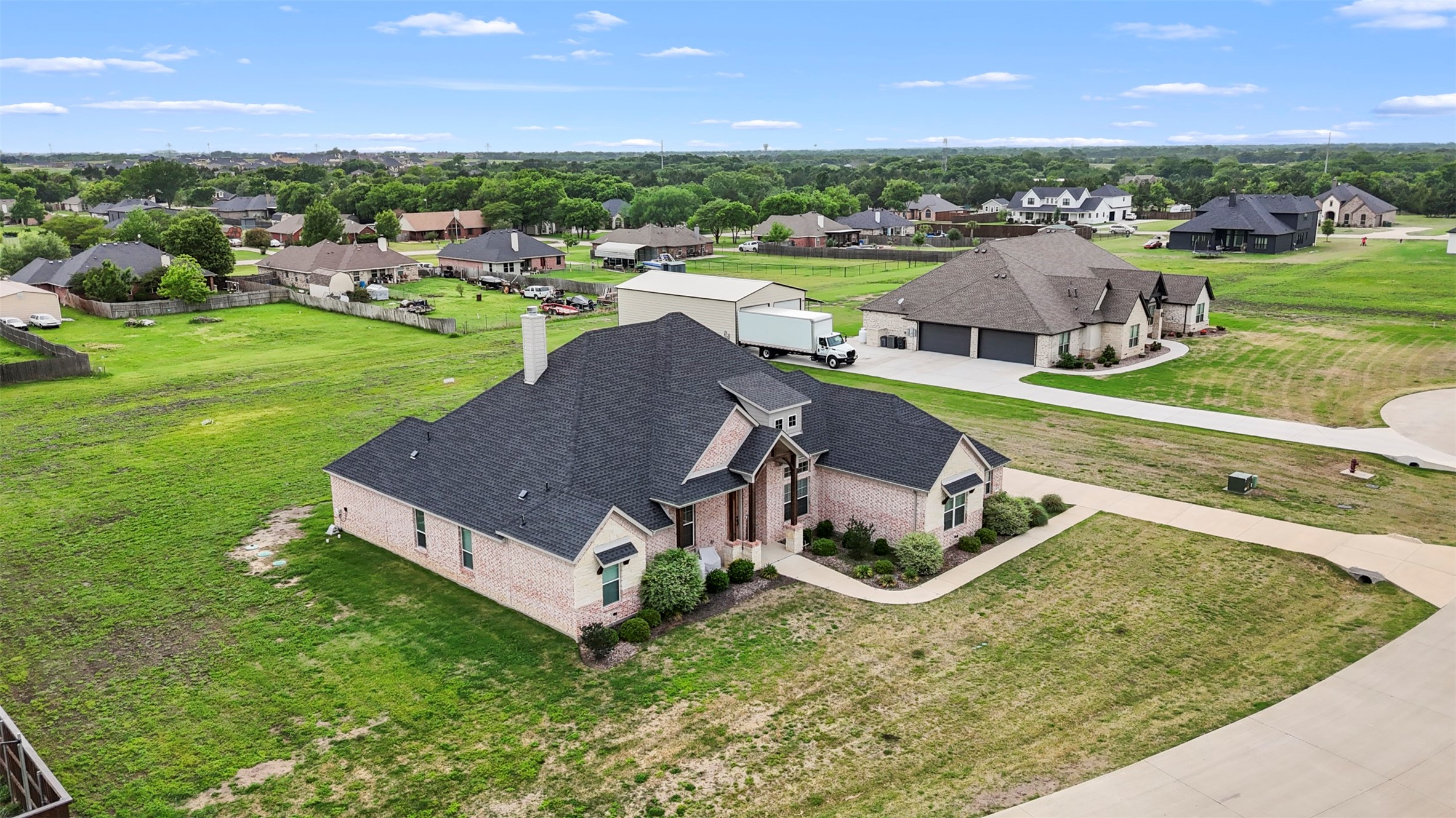 321 Rolling Meadows Drive Waxahachie TX 75165