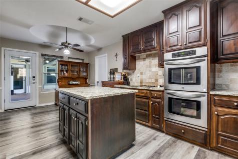 2005 Colonial Court Richardson TX 75082
