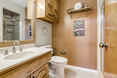 2005 Colonial Court Richardson TX 75082