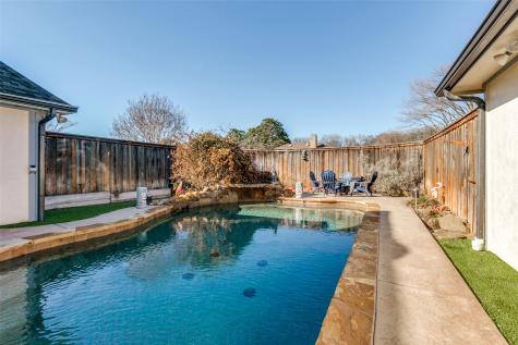 2005 Colonial Court Richardson TX 75082