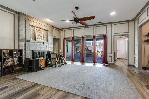 2005 Colonial Court Richardson TX 75082