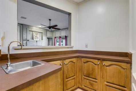 2005 Colonial Court Richardson TX 75082