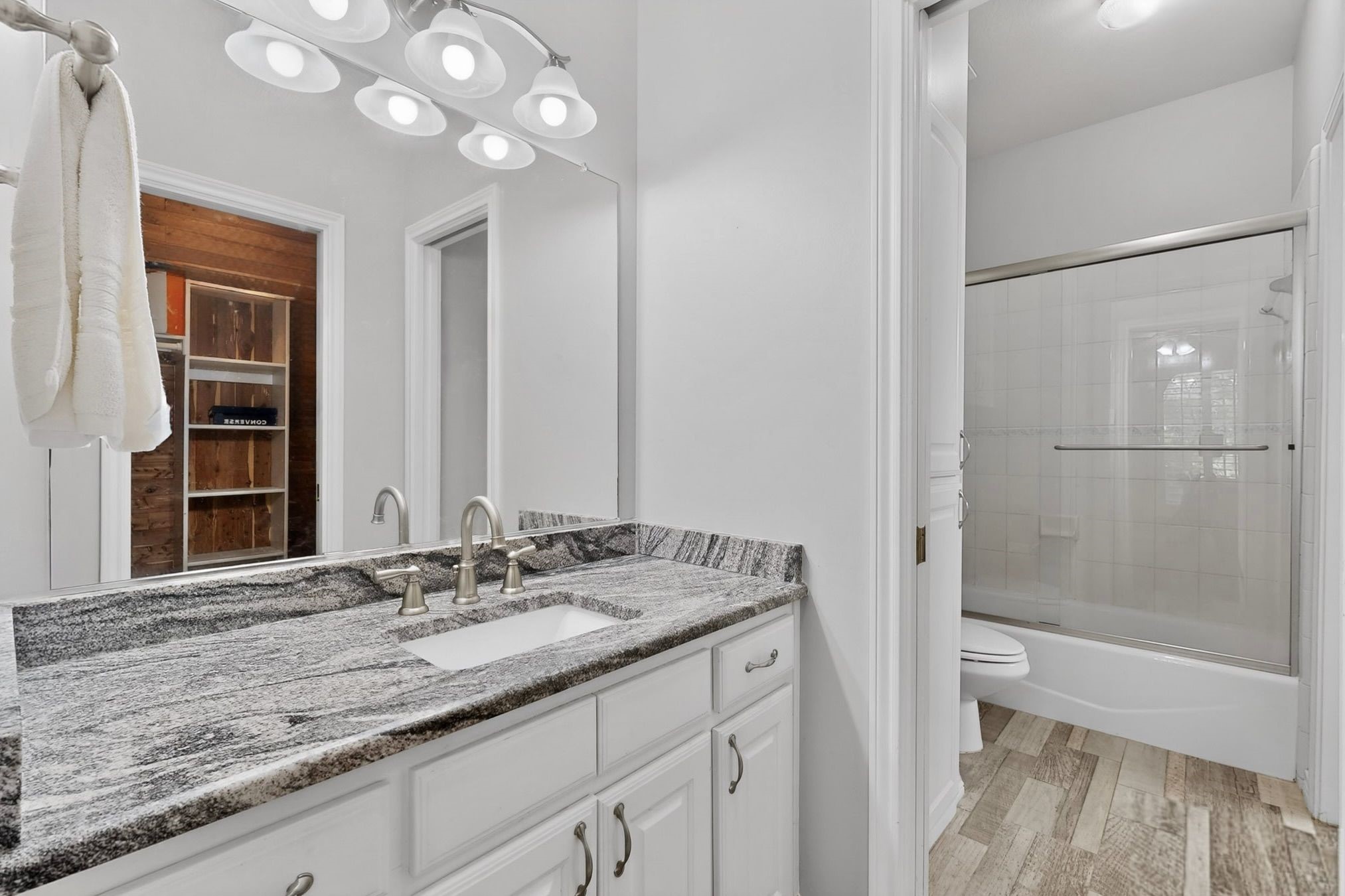 165 Johnson Lane Ovilla TX 75154
