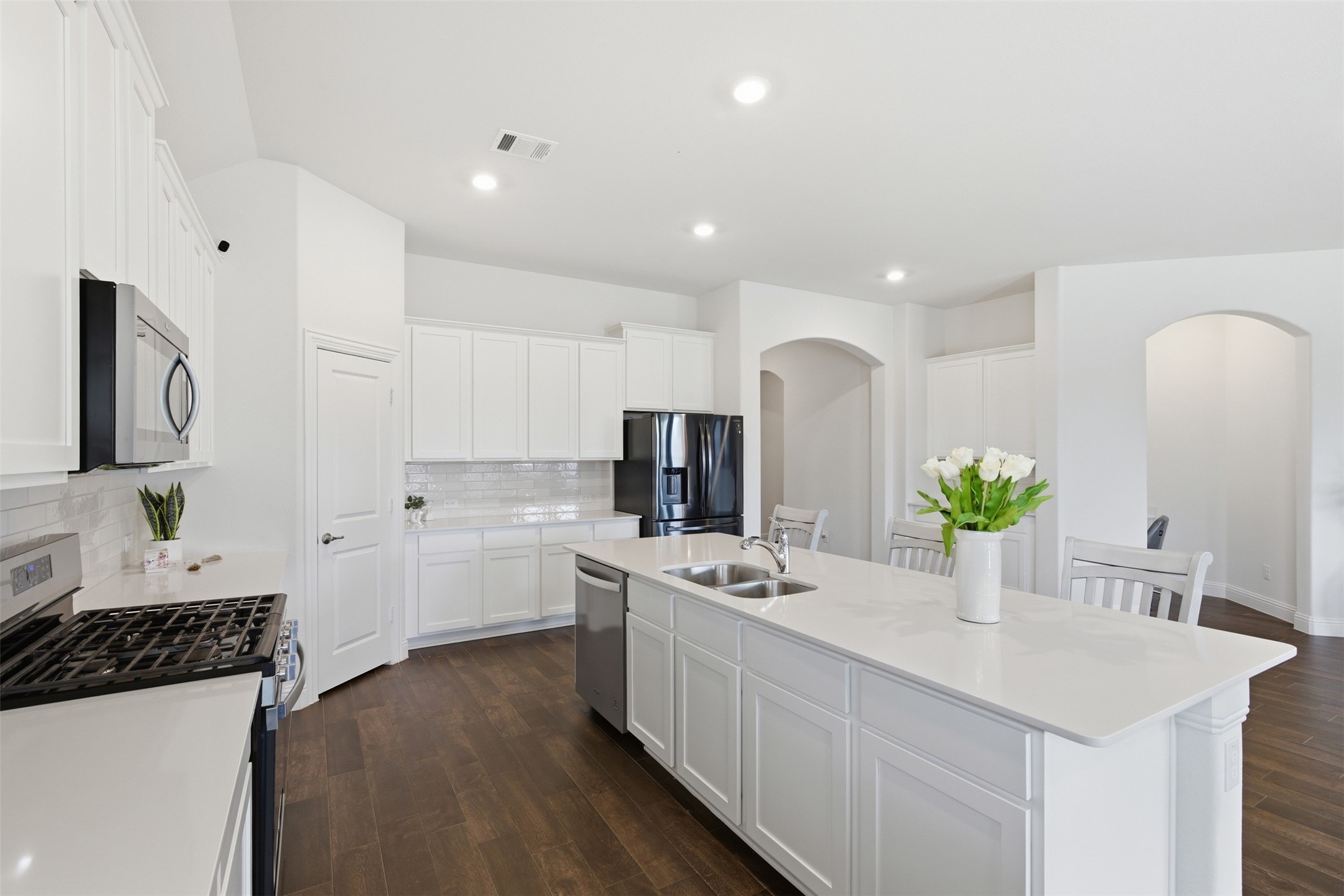 10109 Table Bluff Street Aubrey TX 76227