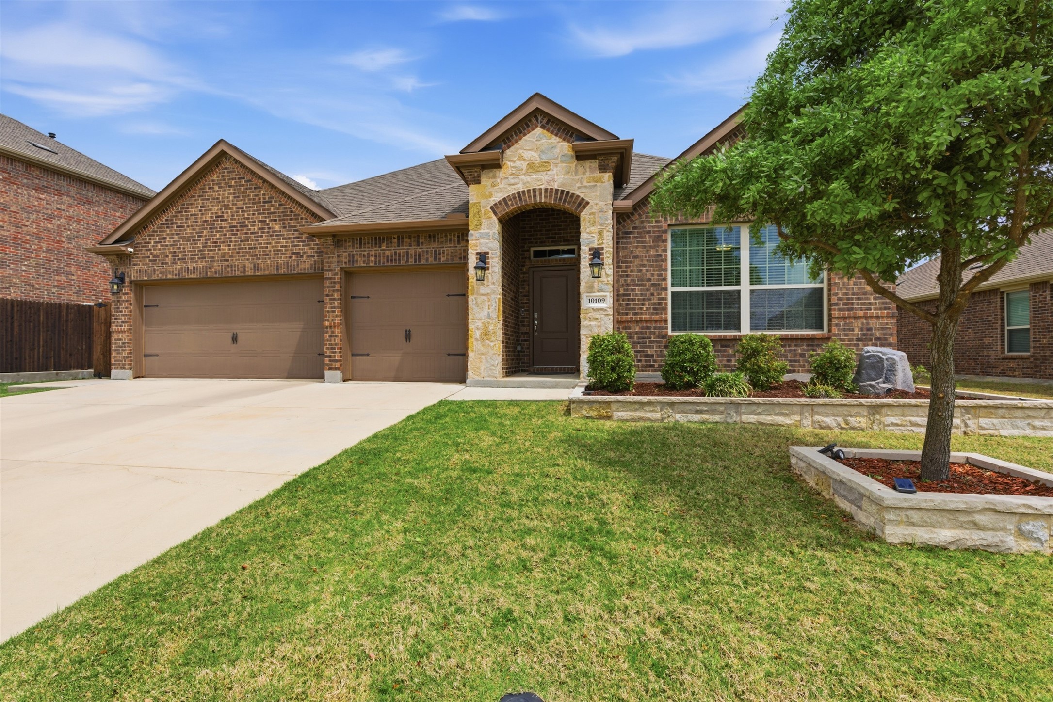 10109 Table Bluff Street Aubrey TX 76227